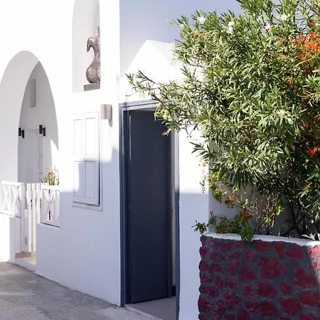Muses Cycladic 3* Oia (Santorini)