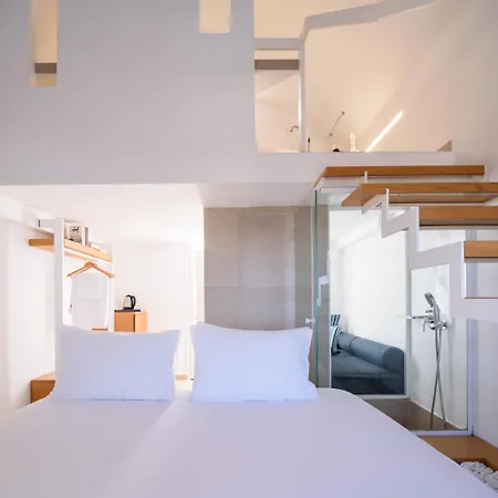 Muses Cycladic Aparthotel 3*
