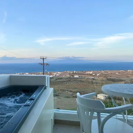 Muses Cycladic Οία