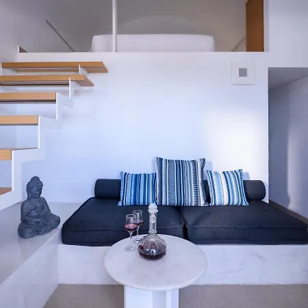 Muses Cycladic شقة فندقية 4*