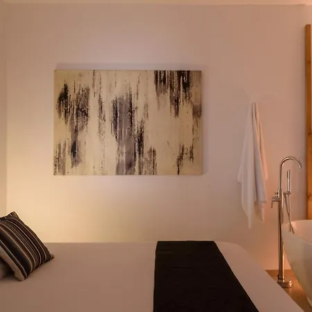 Muses Cycladic 4*