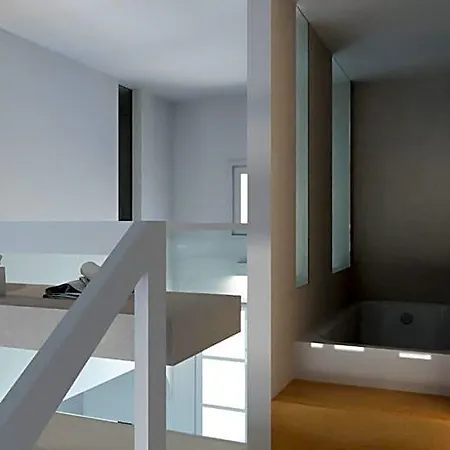 Muses Cycladic 4*