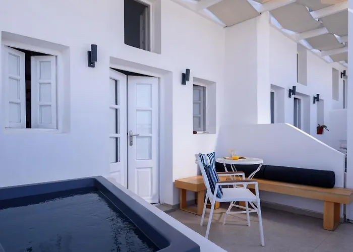 Muses Cycladic Apartahotel 4*