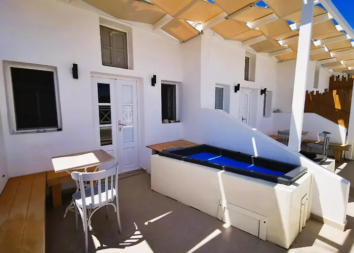 Muses Cycladic Aparthotel