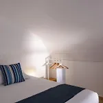 Muses Cycladic 4*
