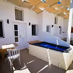 Muses Cycladic Апарт-отель