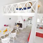 Muses Cycladic 4* Oia (Santorini)