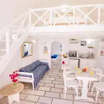 Muses Cycladic 4* Oia (Santorini)